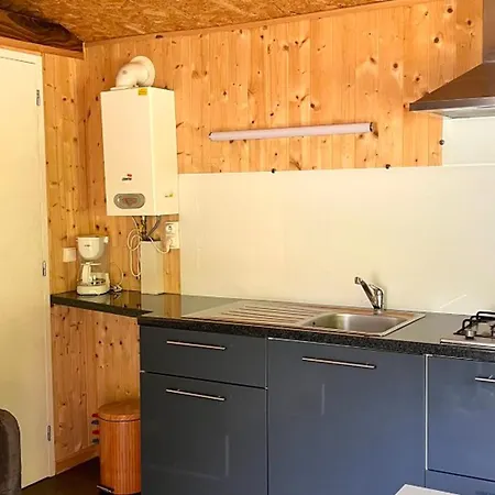 Camping Climatisé - 2 Pers. - Api-1-52-2574