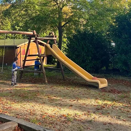 Camping Climatisé - 2 Pers. - Api-1-52-2574 Angicourt