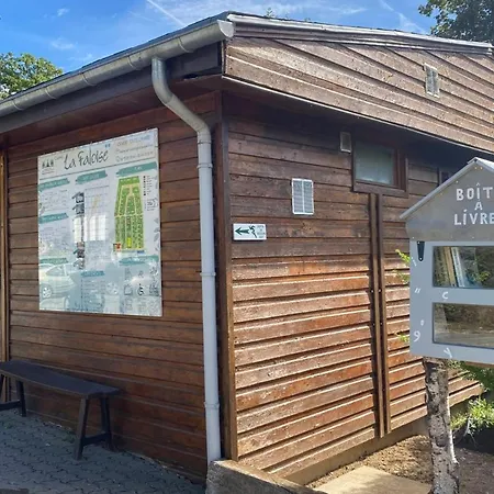 Camping Climatisé - 2 Pers. - Api-1-52-2574 *